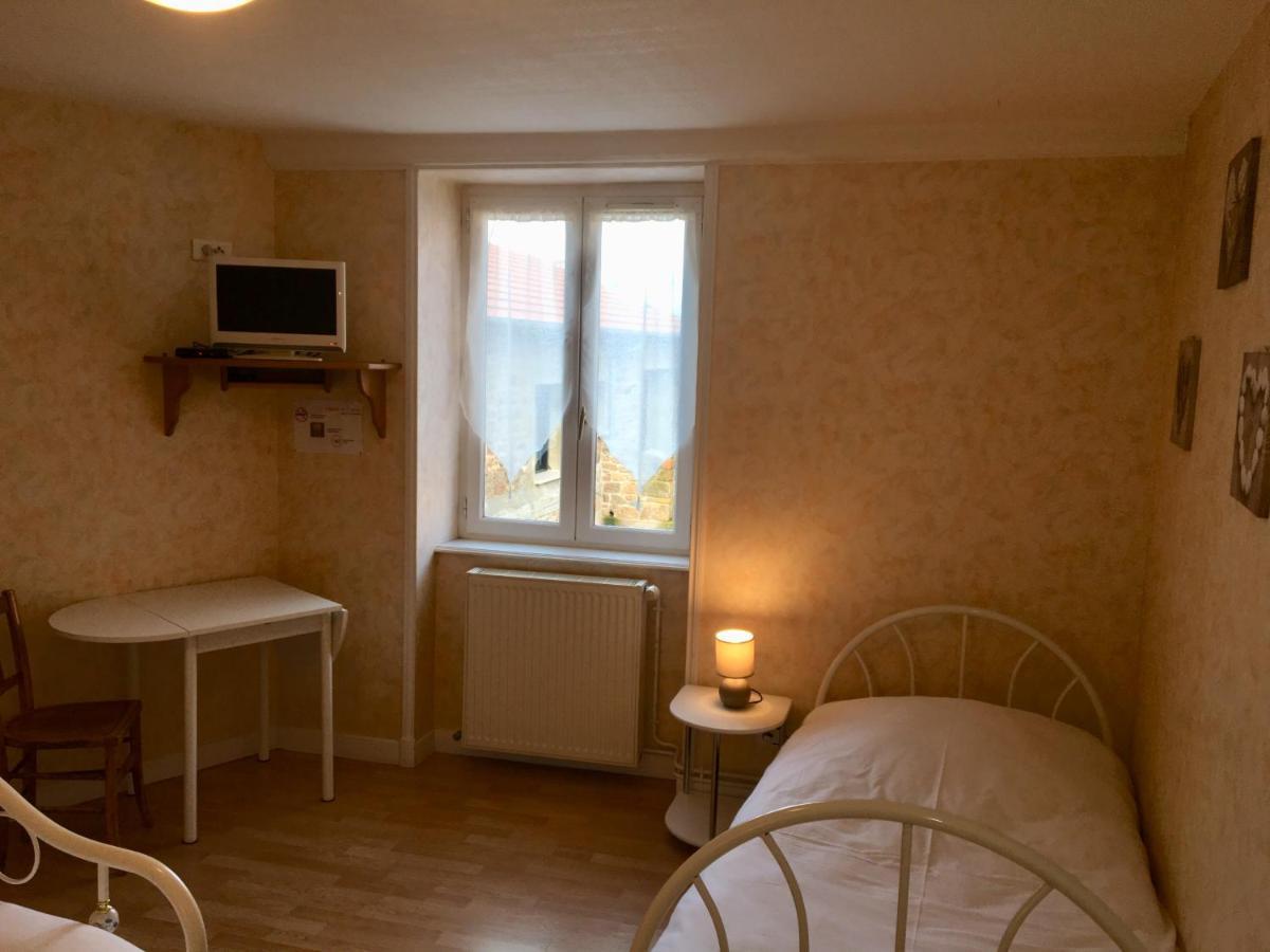 Auberge Des Petits Hotel Saint-Igny-de-Vers Luaran gambar
